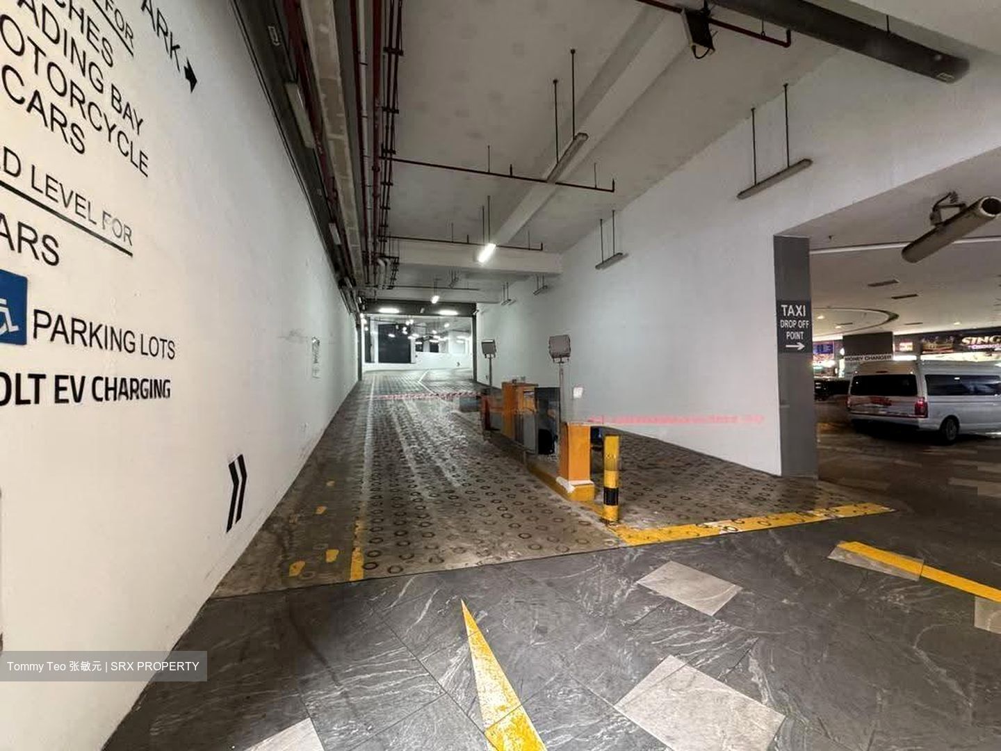 Jalan Sultan (D7), Retail #632852351
